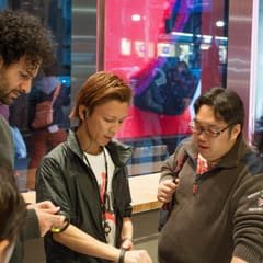 Wai and Ali shopping