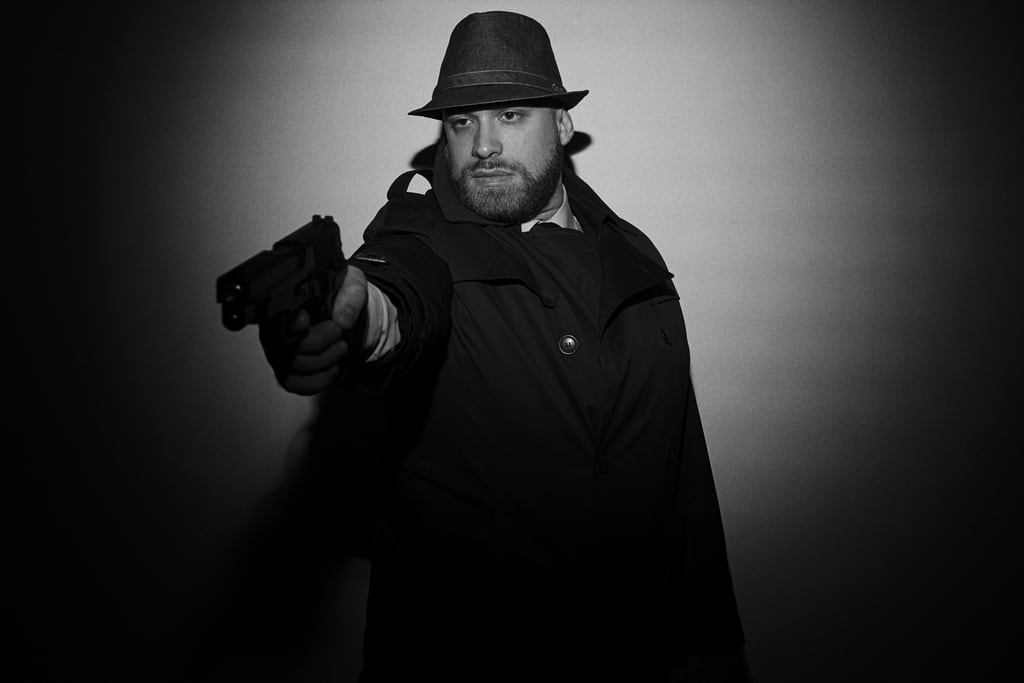Private Investigator - Gilles