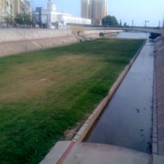 Kanal ohne Wasser