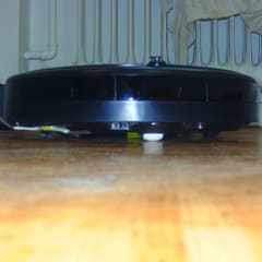 Roomba von der Seite