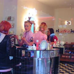 '50ies manicure studio