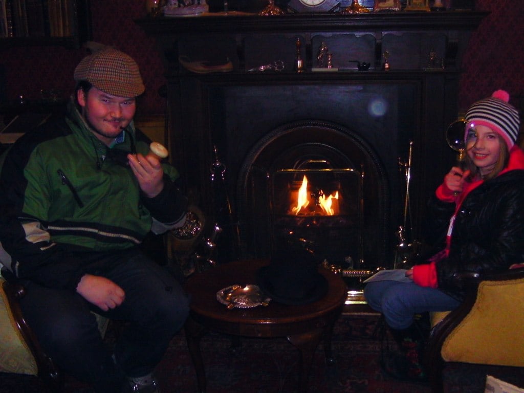 Me & L. @ Sherlock Holmes Museum