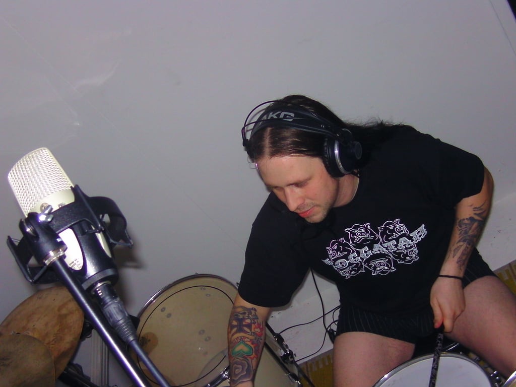 Micke ohne Hose