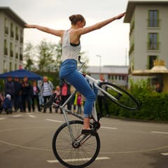 Artistic cycling