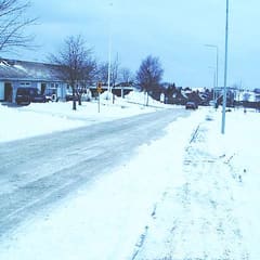 Verschneite Straßen