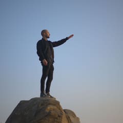 gordan-pointing