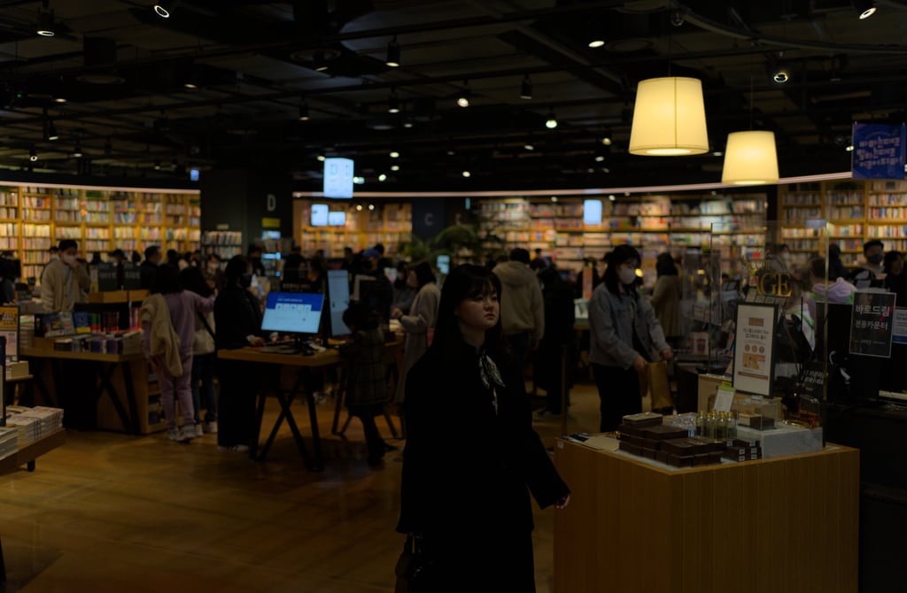 Hyundai-Bookstore_0003