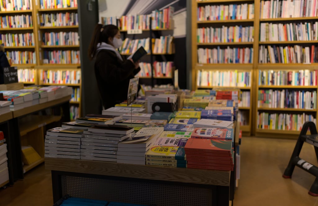 Hyundai-Bookstore_0006