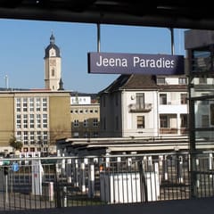 Bahnhof Jeena Paradies